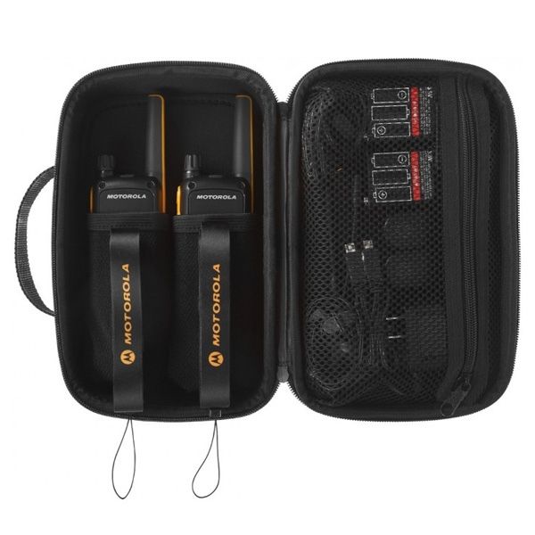 Motorola TLKR T82 Extreme + 2 Kits Bodyguards
