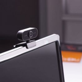 Cleyver HC65F PC Headset + Midland W199 Webcam